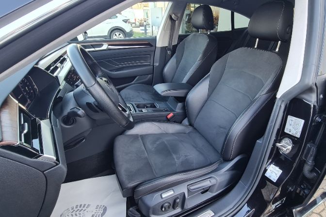 Volkswagen%20Arteon%20Elegance