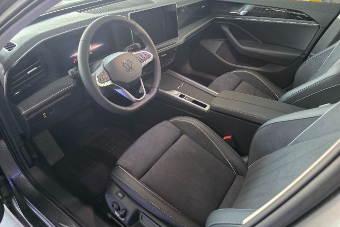 Volkswagen%20Passat%20Business